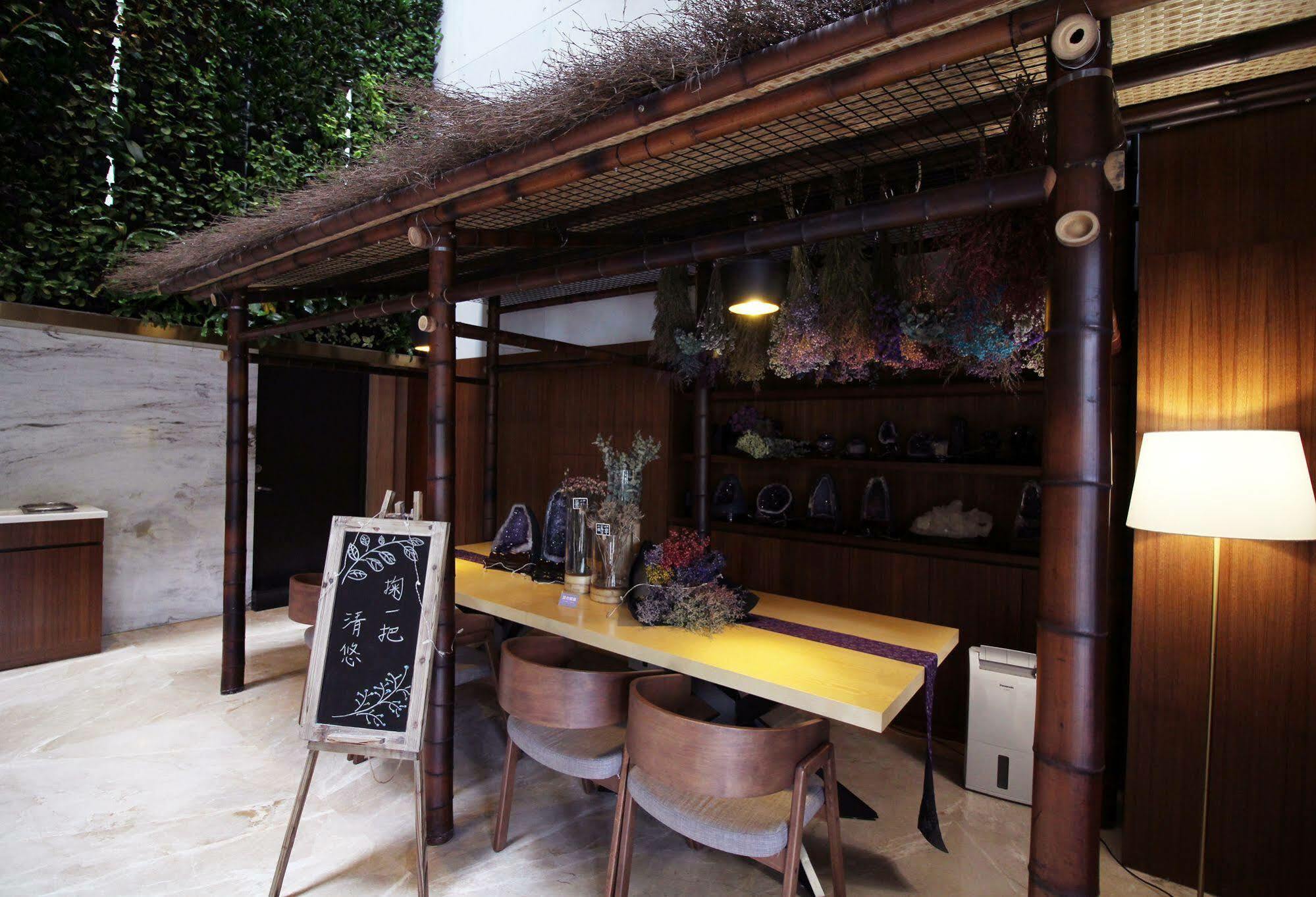 Aeris International Hotel Taichung Eksteriør bilde